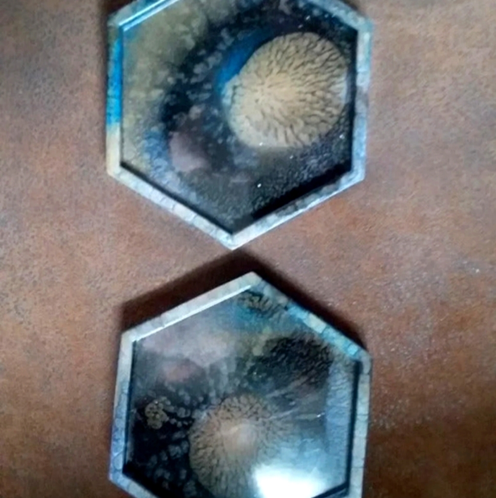 Set of handcrafted coaters